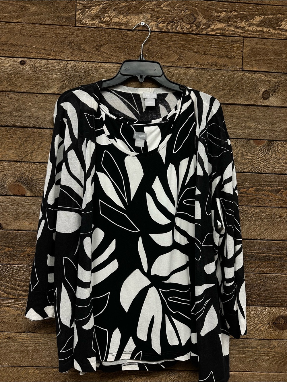 Chico’s Black White Floral 2-Piece Tank & Open Cardigan Set Size 2/3